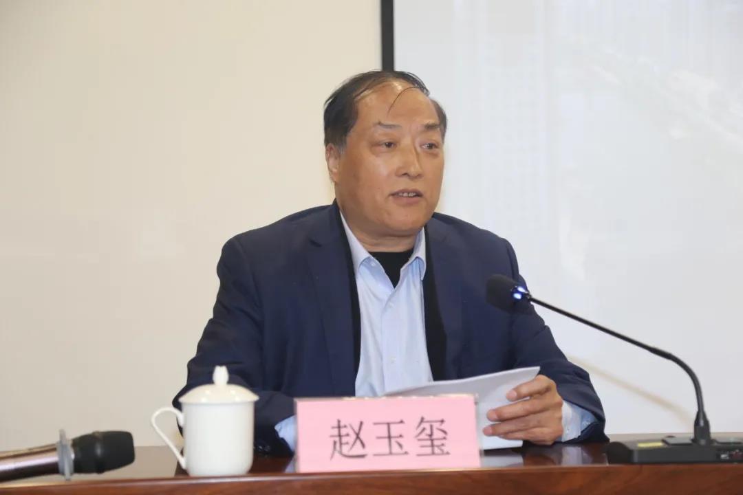 臨沂商城管委會(huì)開展“智享商城”第三期 --《商通五洲 物流天下》專題講座